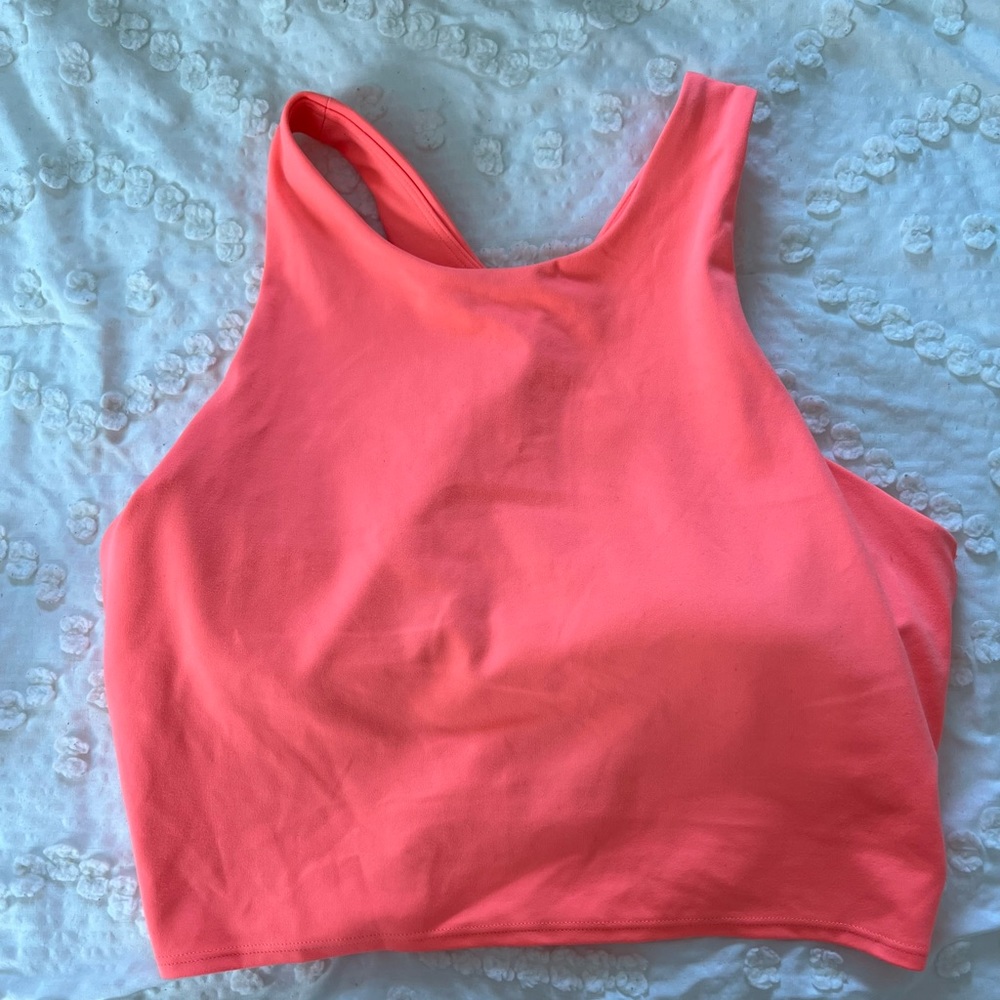 Athleta Conscious Crop